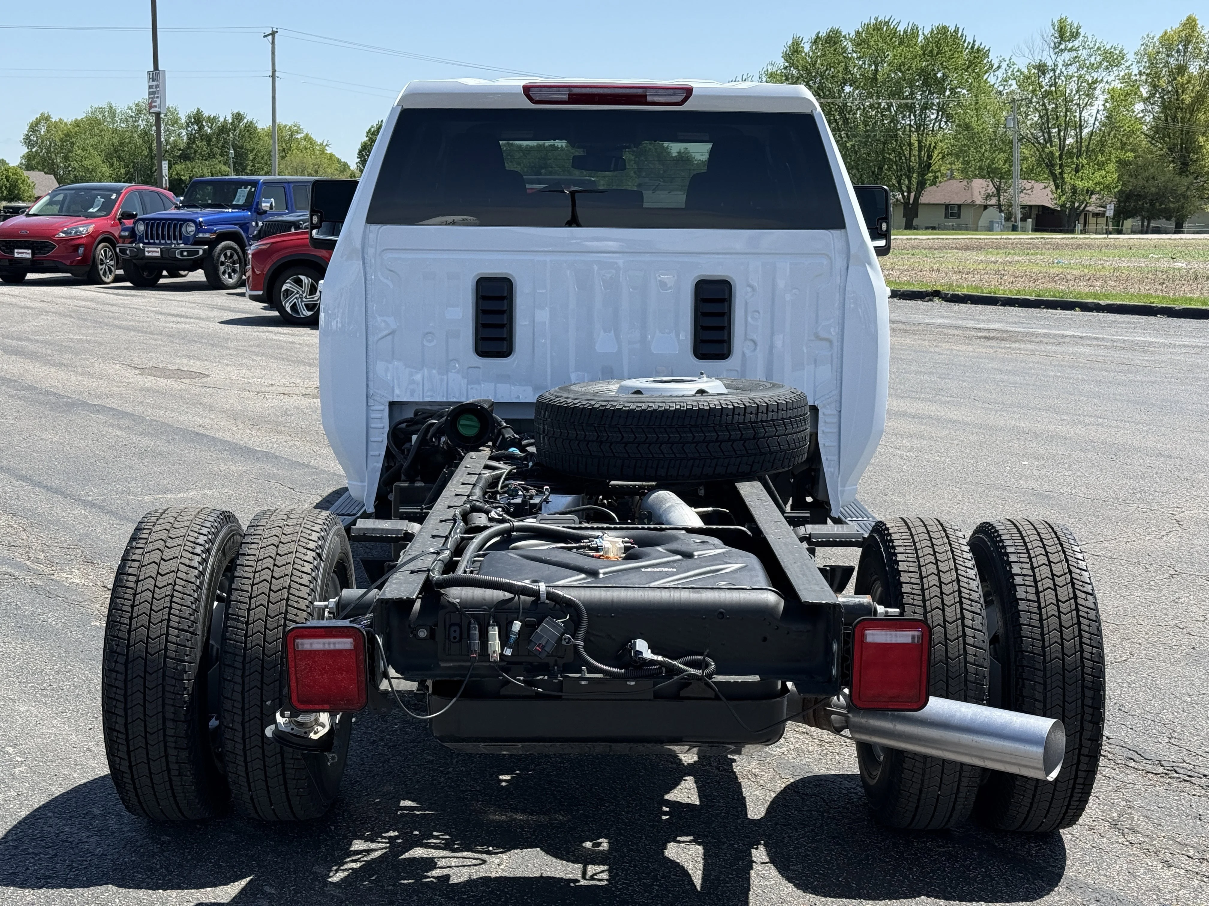2026 GMC Sierra 3500 Chassis Cab SLE - Photo 6