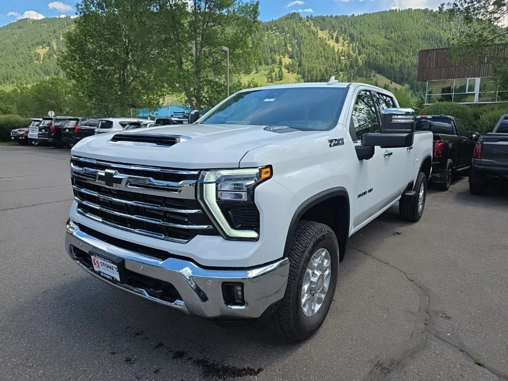2026 Chevrolet Silverado 3500 HD LTZ - Photo 1