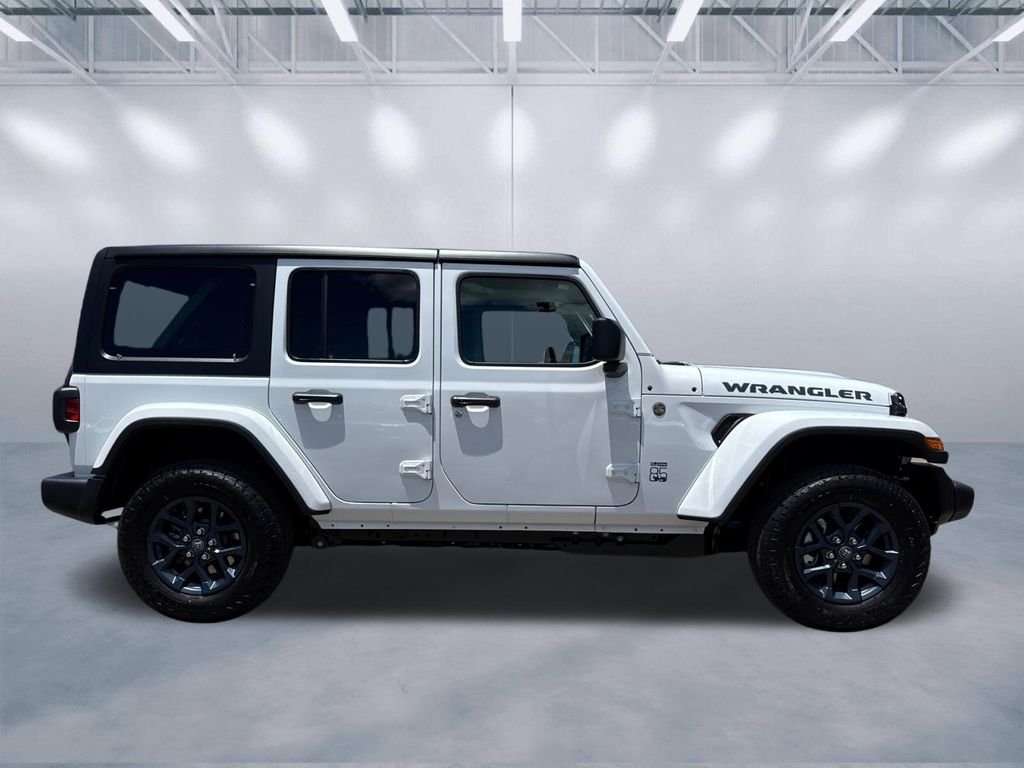 New 2026 Bright White Clear-Coat Exterior Paint Jeep 85th Anniversary Edition image 3