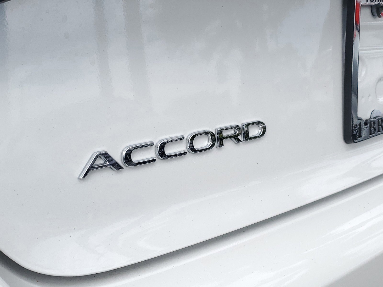 2025 Honda Accord Hybrid EX-L - Photo 6