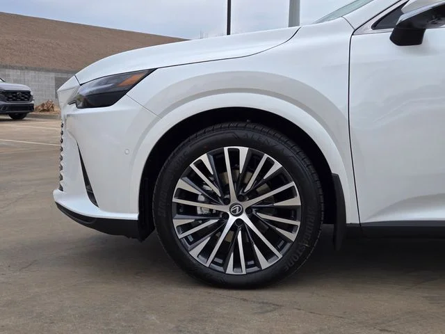 New 2026 Eminent White Pearl Lexus PREMIUM PLUS image 5