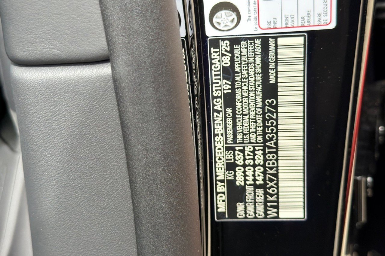 Used 2026 Obsidian Black Metallic Mercedes-Benz Maybach S 680 image 27