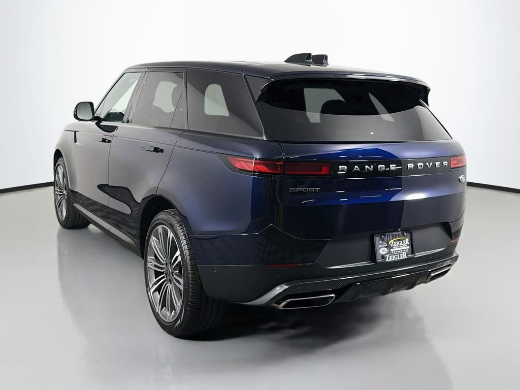 Used 2023 Portofino Blue Metallic Land Rover SE image 7