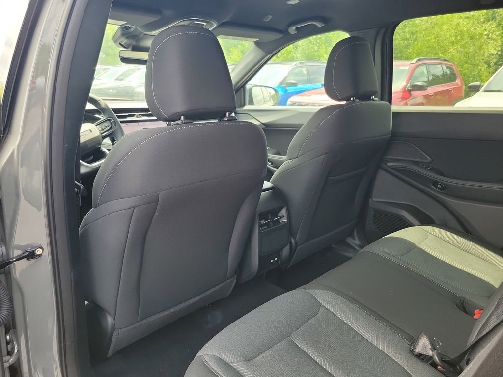 New 2026 Sting-Gray Clearcoat Jeep Laredo image 8