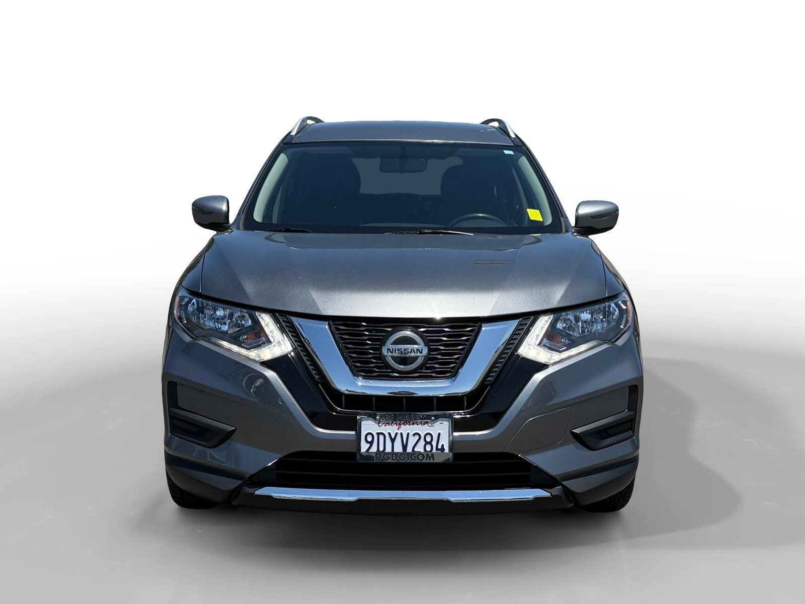 Used 2018 Gun Metallic Nissan SV image 8