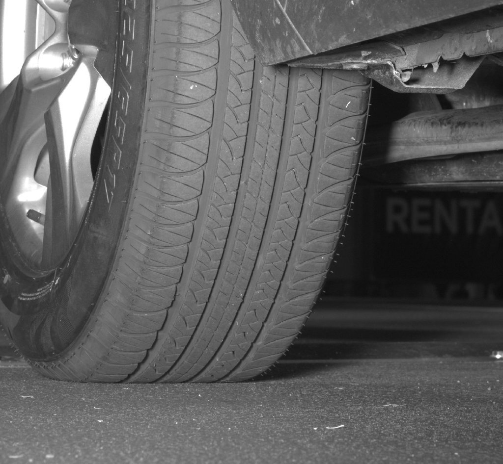 Certified Used 2025 Silver Toyota XLE image 15