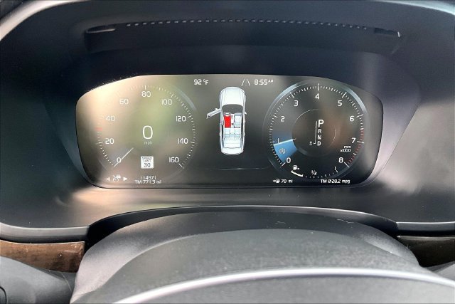 Used 2018 Black Stone Volvo T5 Momentum image 18
