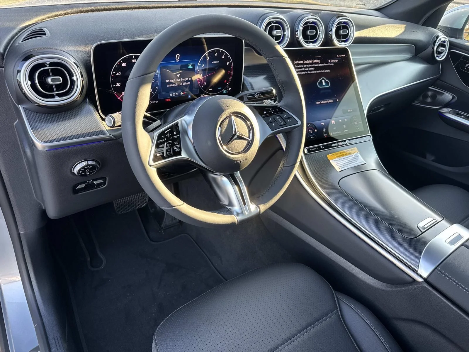 New 2026 Silver Mercedes-Benz GLC 300 image 10