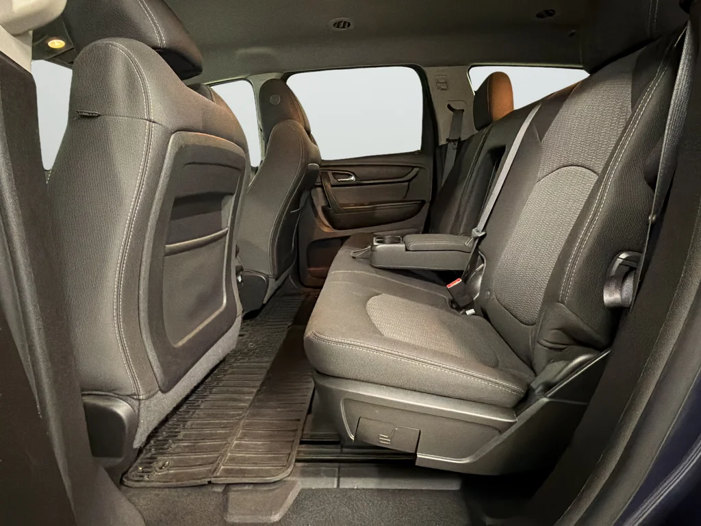 Used 2014 Blue Chevrolet LT image 26