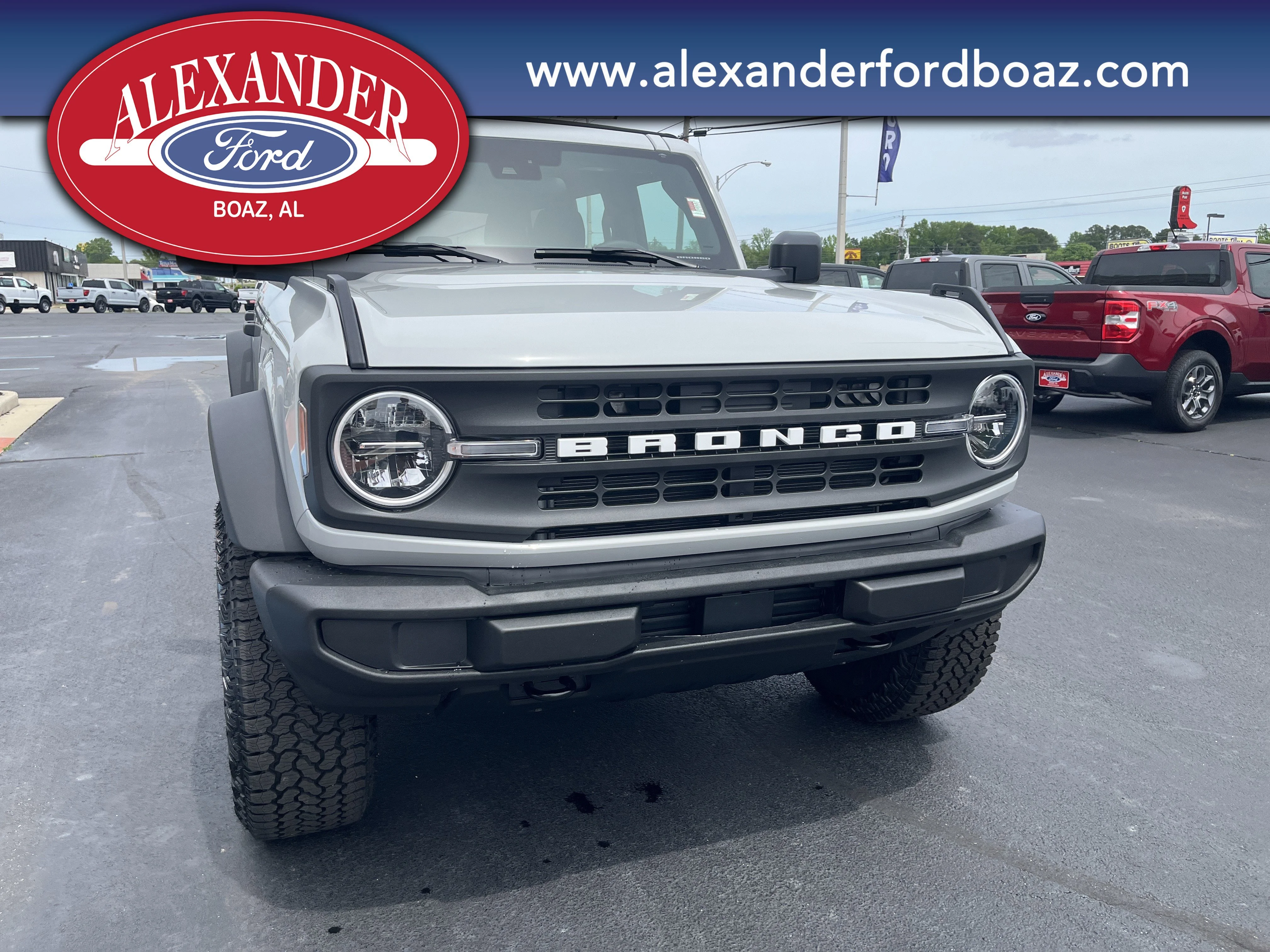 New 2026 Avalanche Gray Ford Base image 5