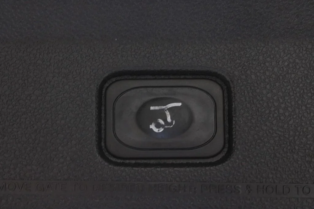 Used 2016 Brown Ford Sport image 17