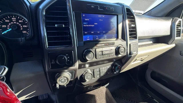 Used 2019 White Ford XLT image 25