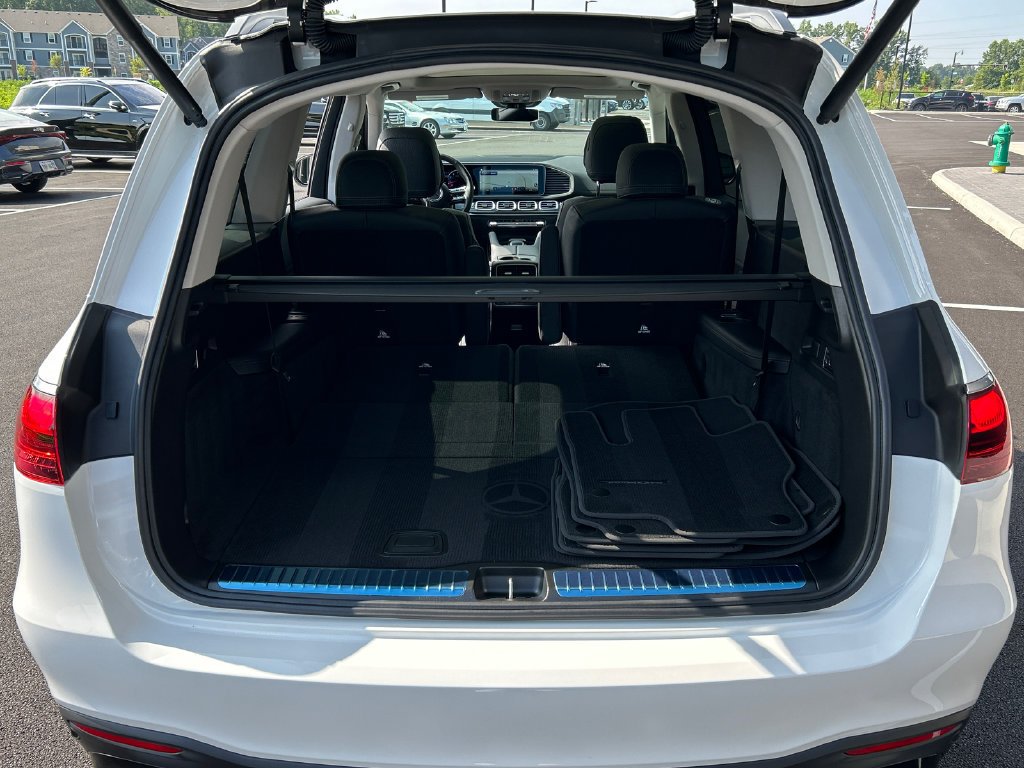 New 2026 Polar White Mercedes-Benz GLS 450 image 46