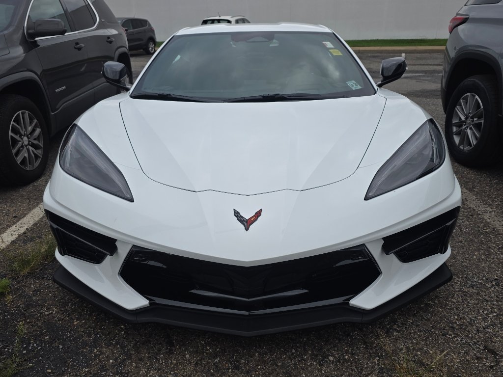 Used 2025 Arctic White Chevrolet Stingray image 2