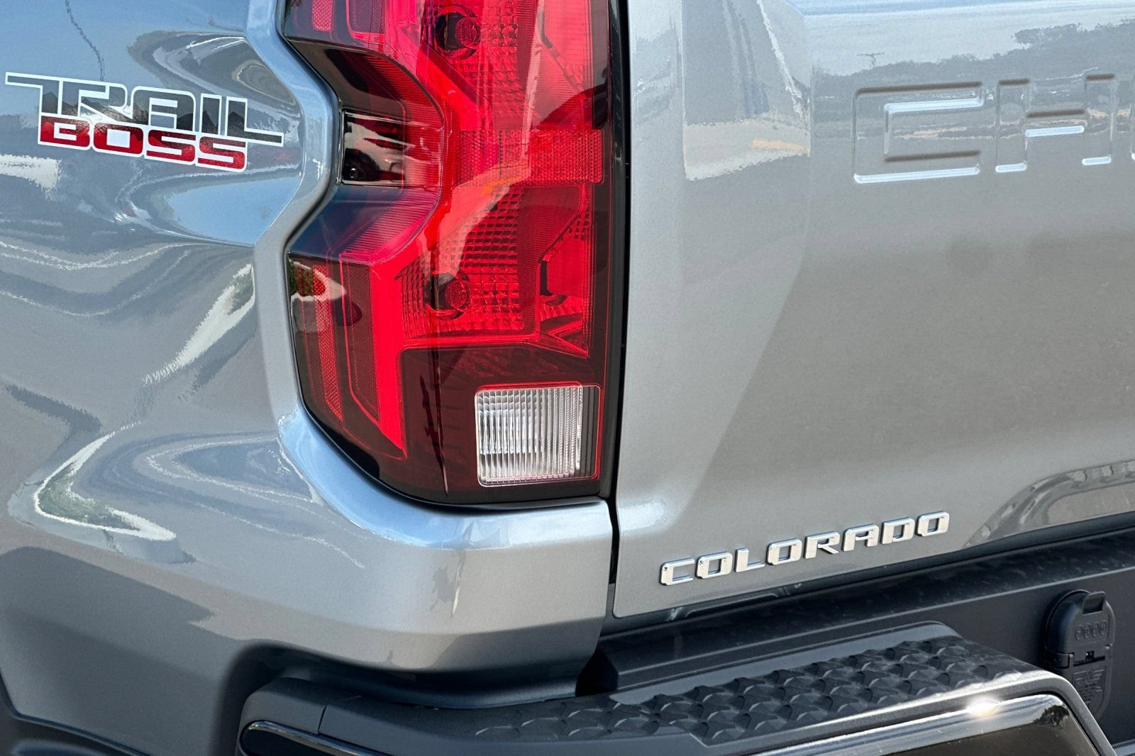 2026 Chevrolet Colorado Trail Boss - Photo 25
