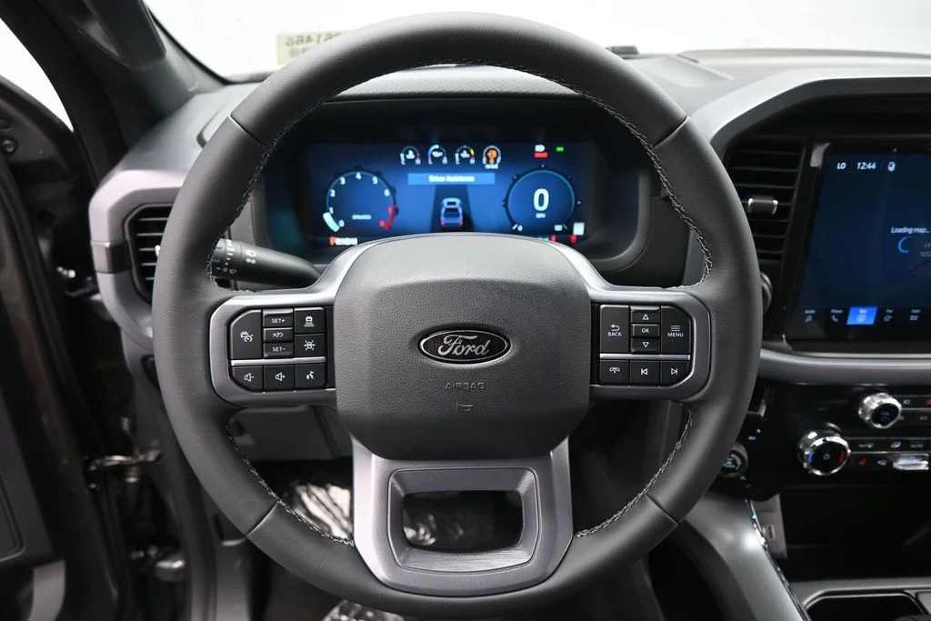 New 2026 Carbonized Gray Metallic Ford XLT image 11