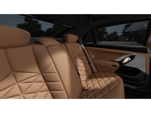 New 2026 Mineral White Metallic BMW 740i xDrive image 12