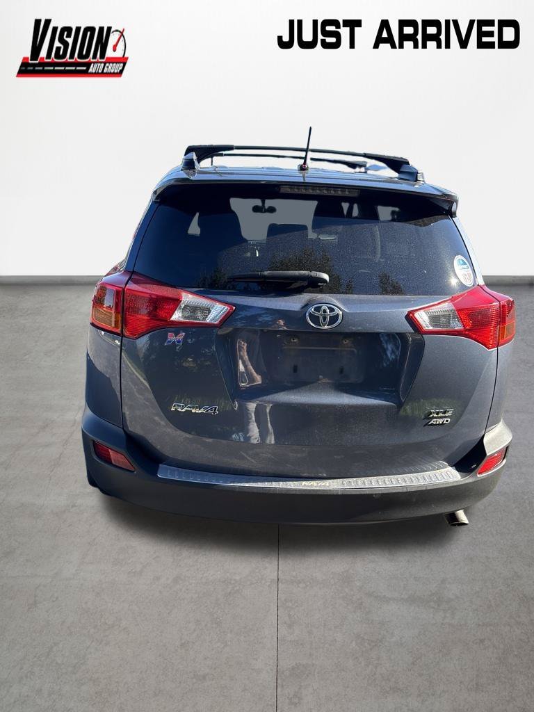 Used 2013 Blue Toyota XLE image 4