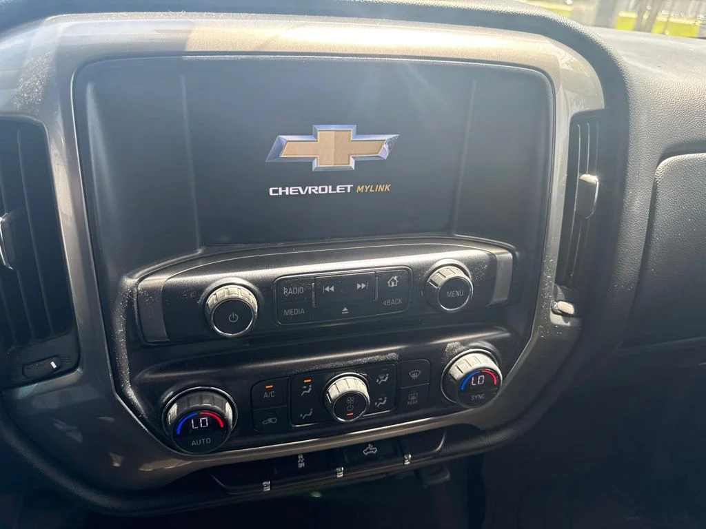 Used 2018 Black Chevrolet LT image 13