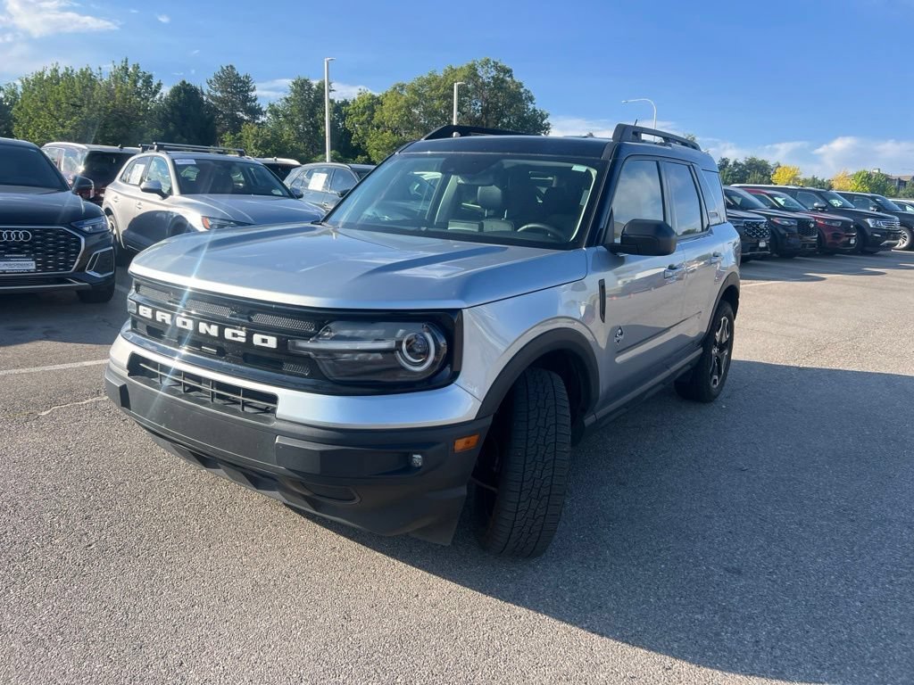 Used 2022 Silver Metallic Ford Outer Banks image 14