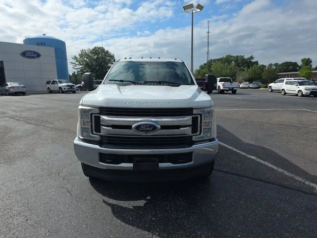 Used 2019 Oxford White Ford XL image 8