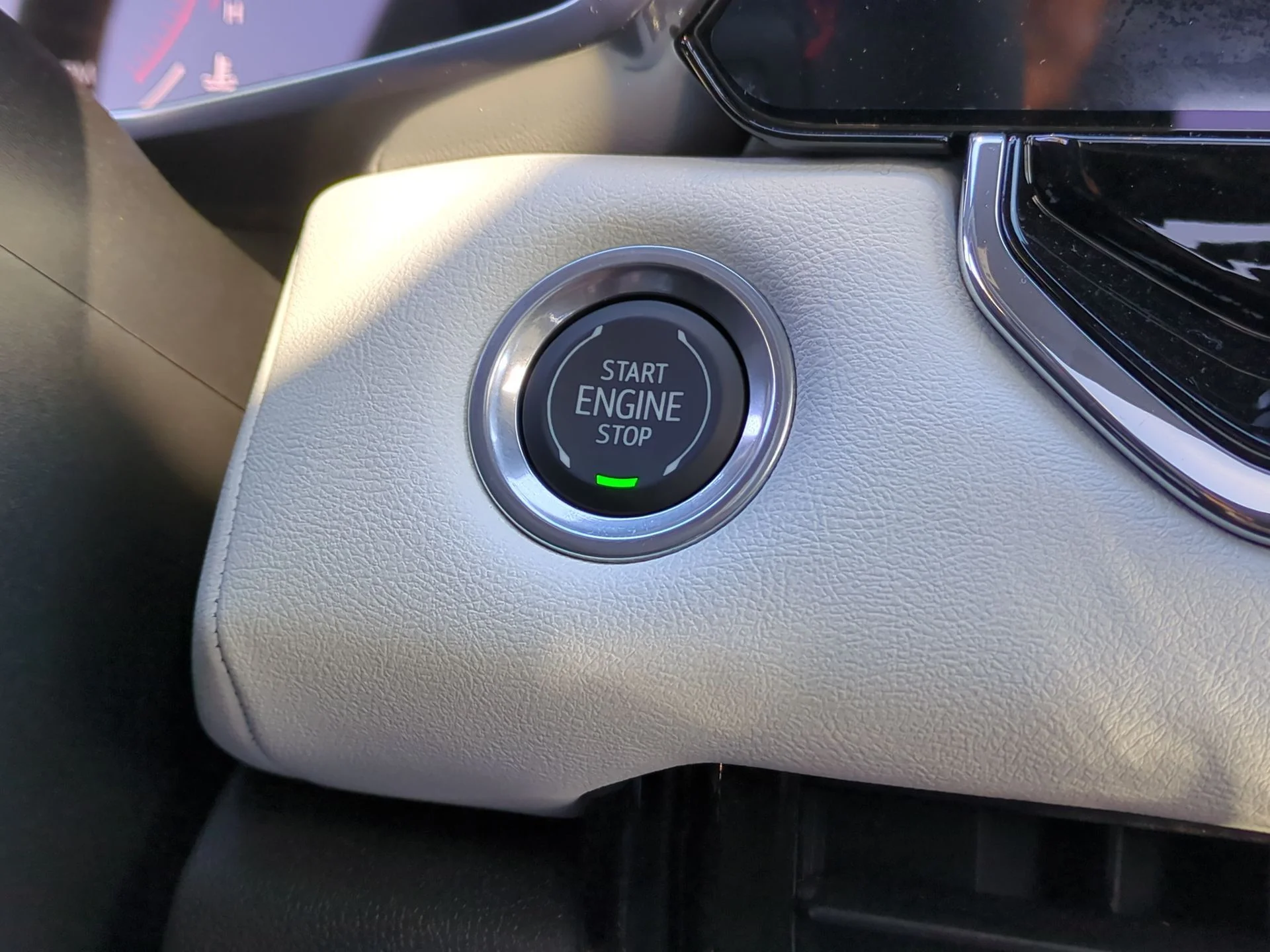 2023 GMC Canyon AT4X - Photo 18