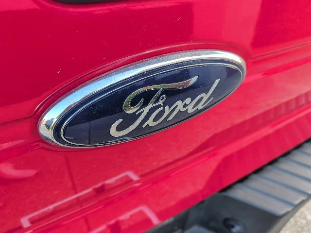 Used 2013 Vermillion Red Ford XL image 11