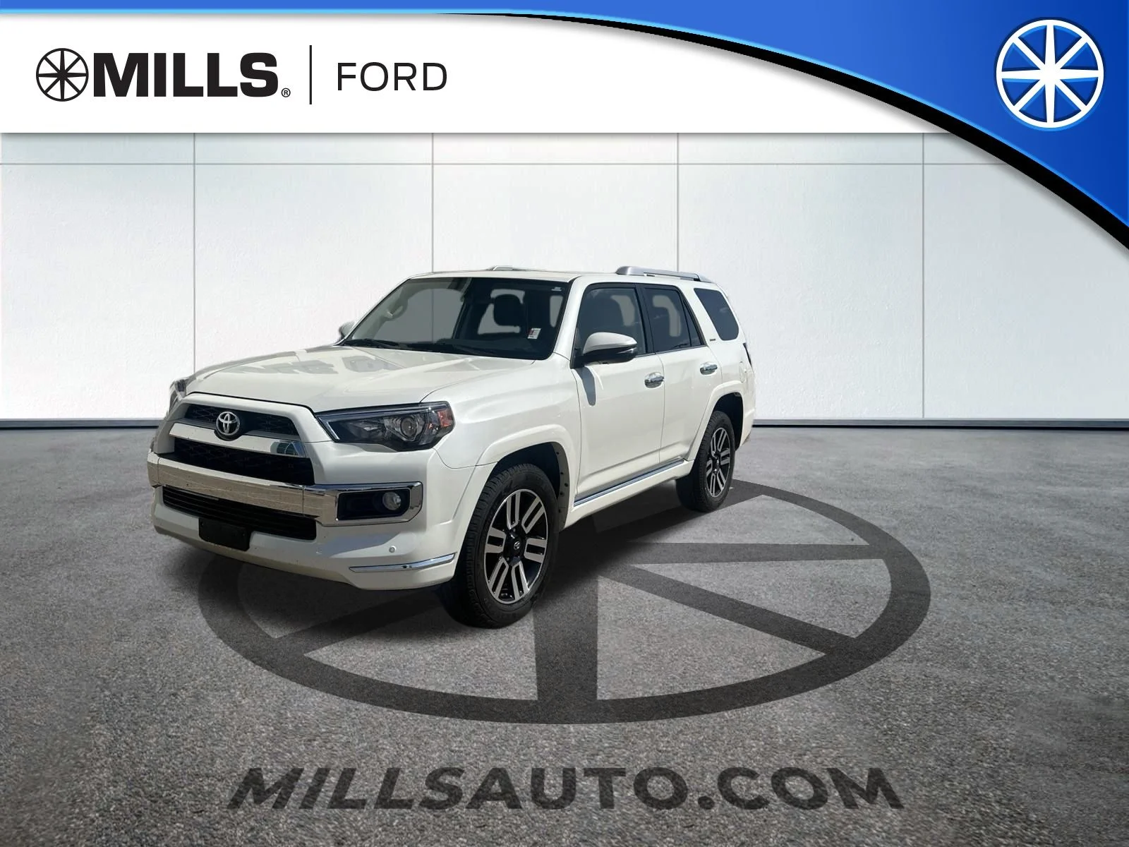 Used 2019  Toyota  image 1