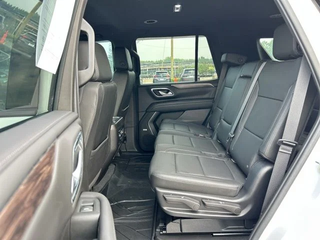 Used 2022 Summit White Chevrolet Z71 image 22