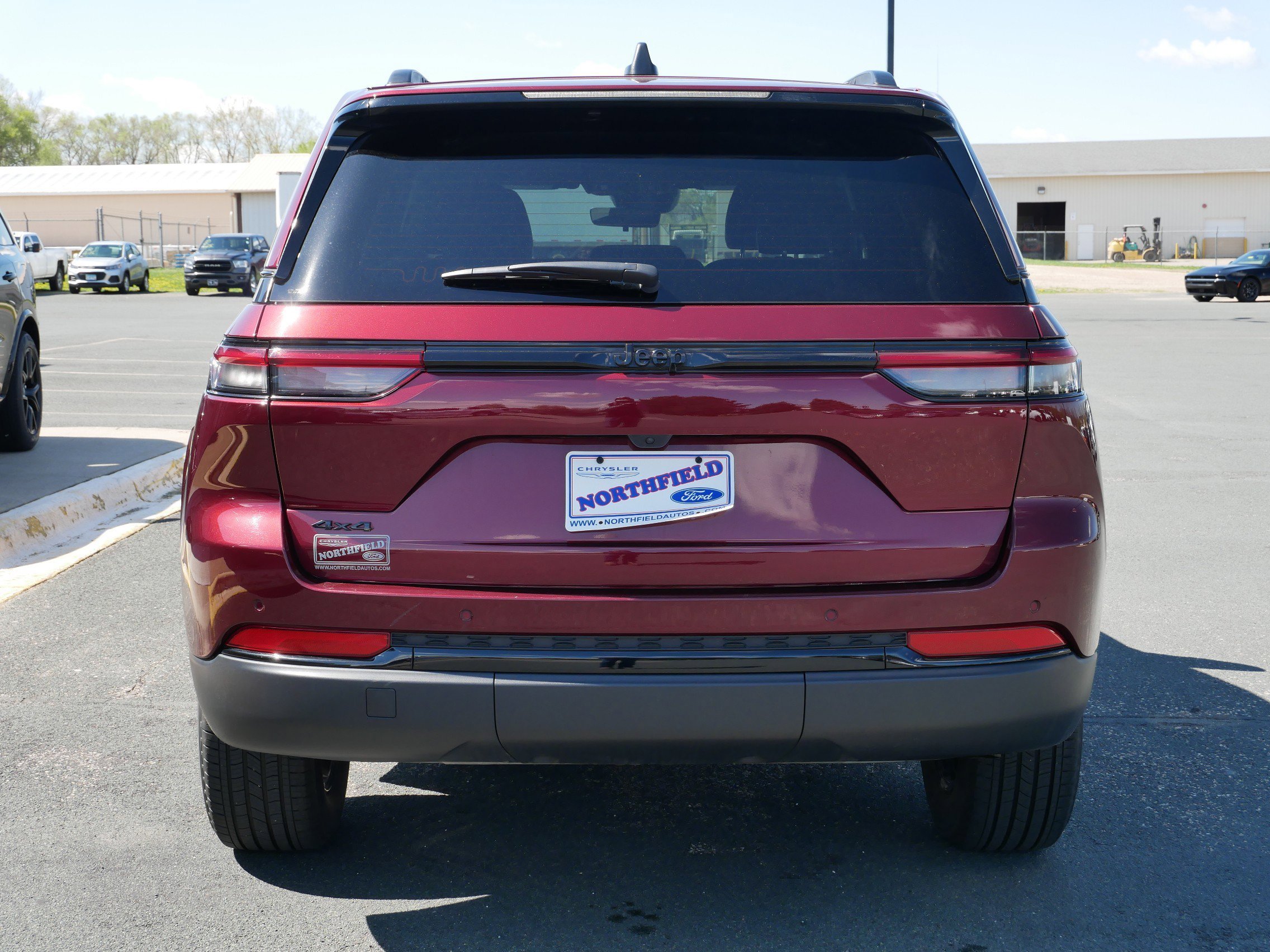 View vehicle photo 7