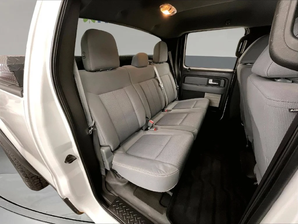 Used 2013 White Ford XL image 31