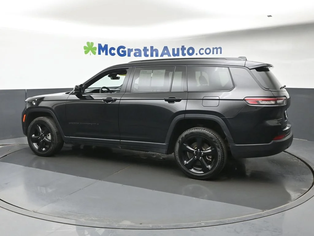 Used 2025 Black Jeep Limited image 22