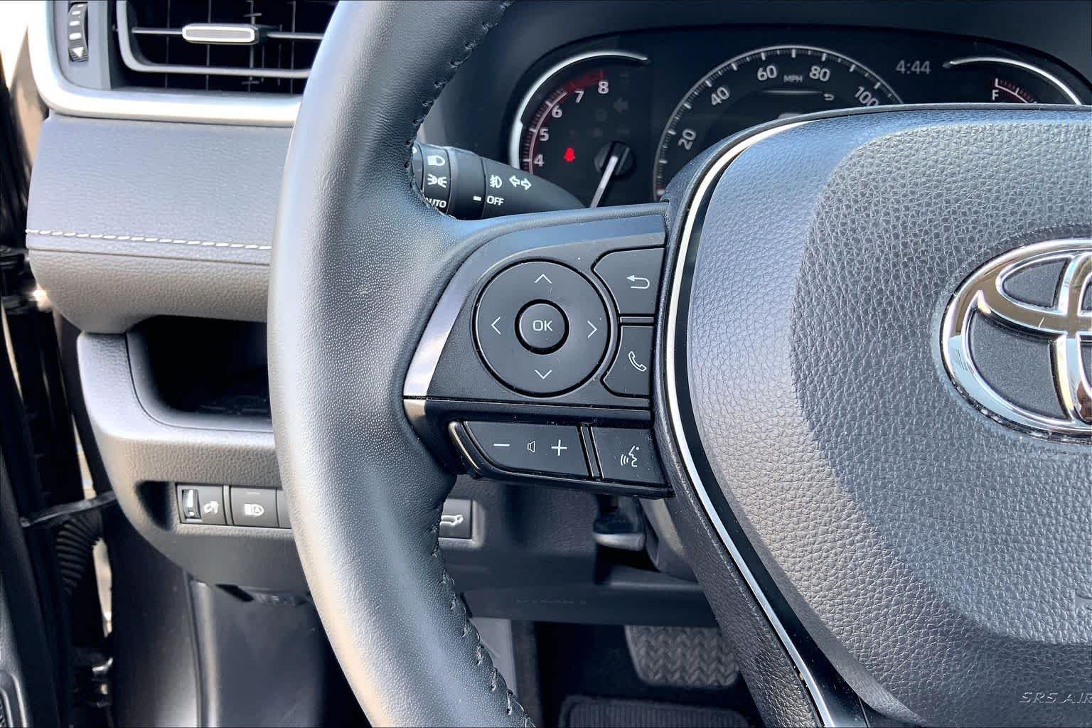 Used 2024 Magnetic Gray Metallic Toyota XLE Premium image 23