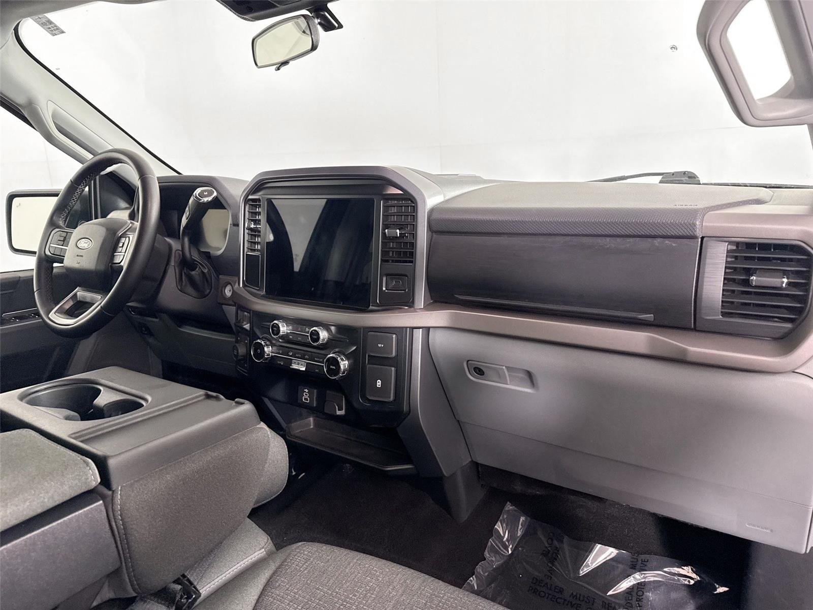 Used 2025 Agate Black Ford XLT image 36
