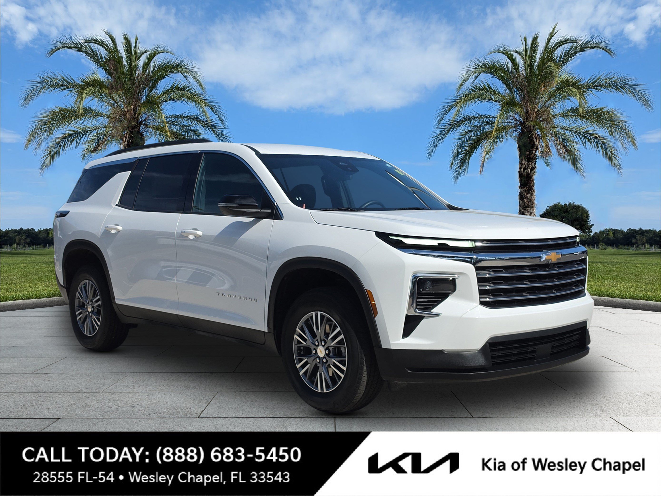 2025 Chevrolet Traverse LT