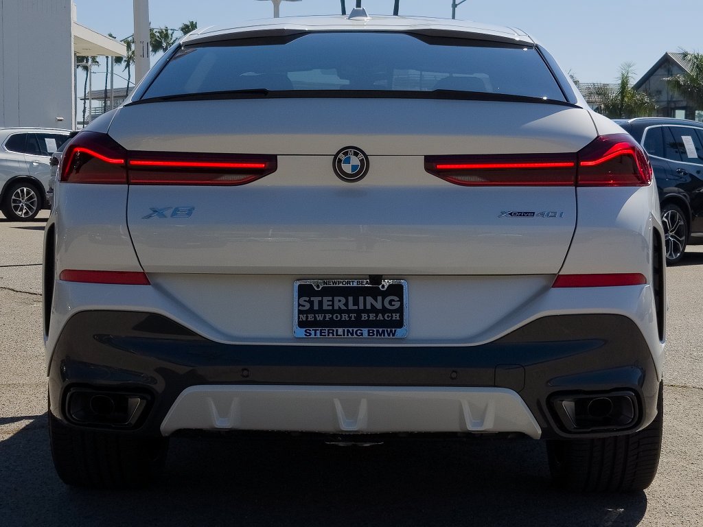 New 2027 Mineral White Metallic BMW xDrive40i image 6