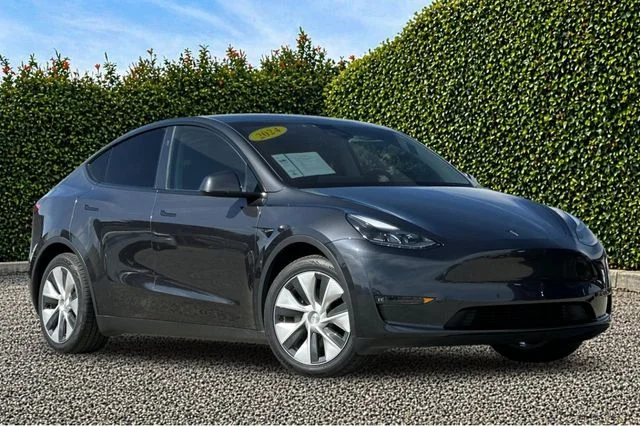 Used 2024 Tesla Model Y Long Range with VIN 7SAYGAEEXRF002476 for sale in Sand City, CA