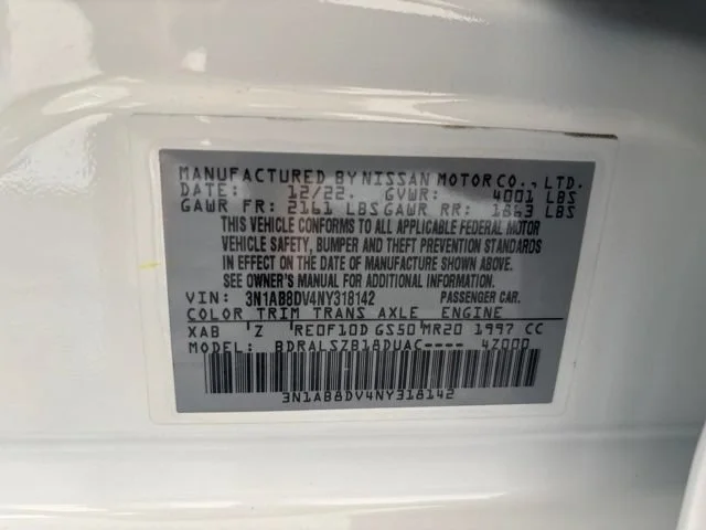 Used 2022  Nissan SR image 19