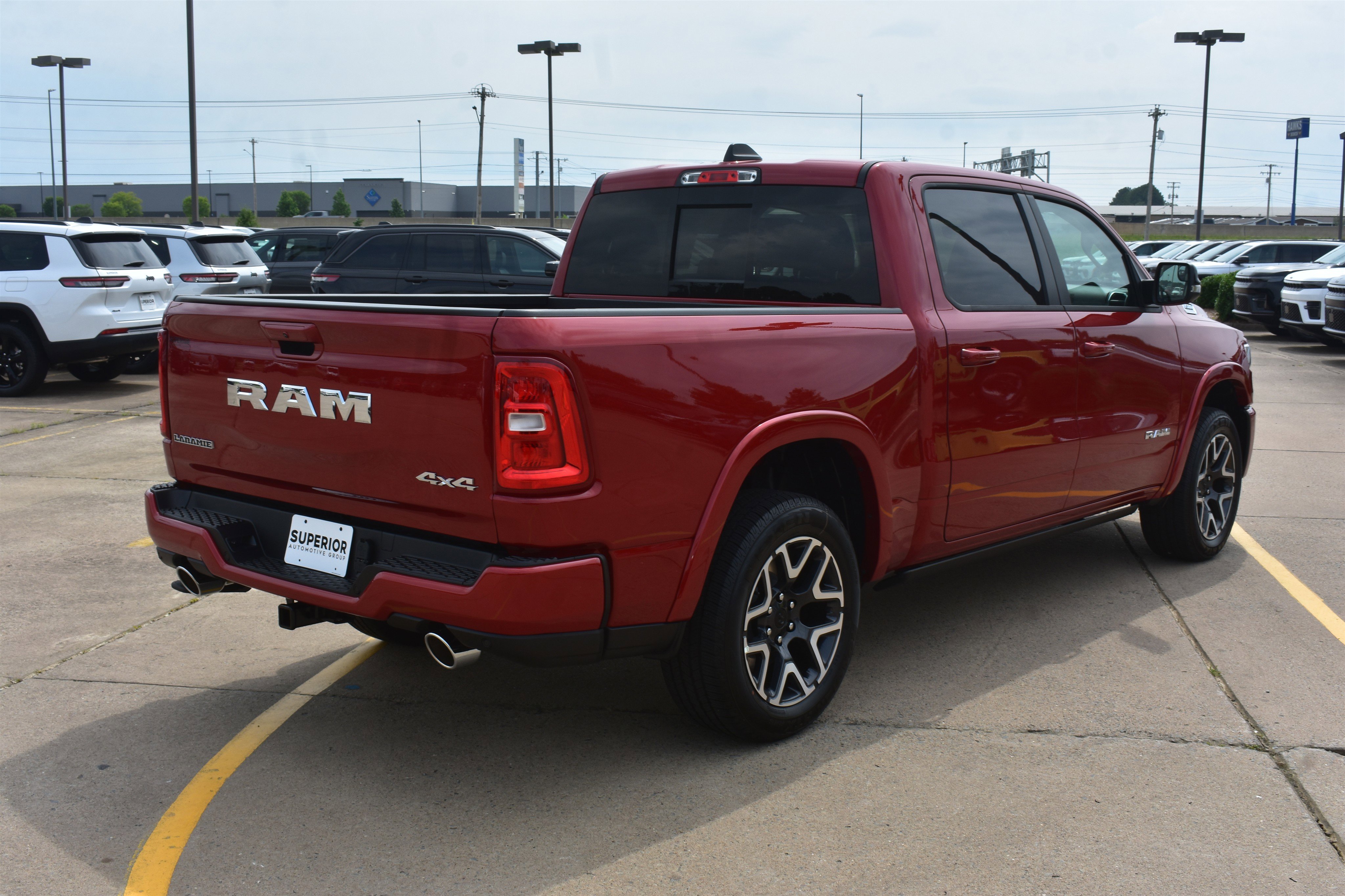 New 2026 Molten Red Pearl-Coat Exterior Paint RAM Laramie image 5