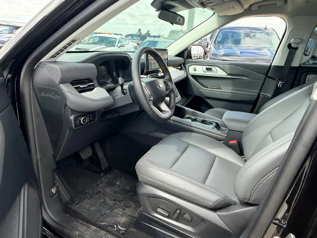 New 2026 Black Ford Active image 11