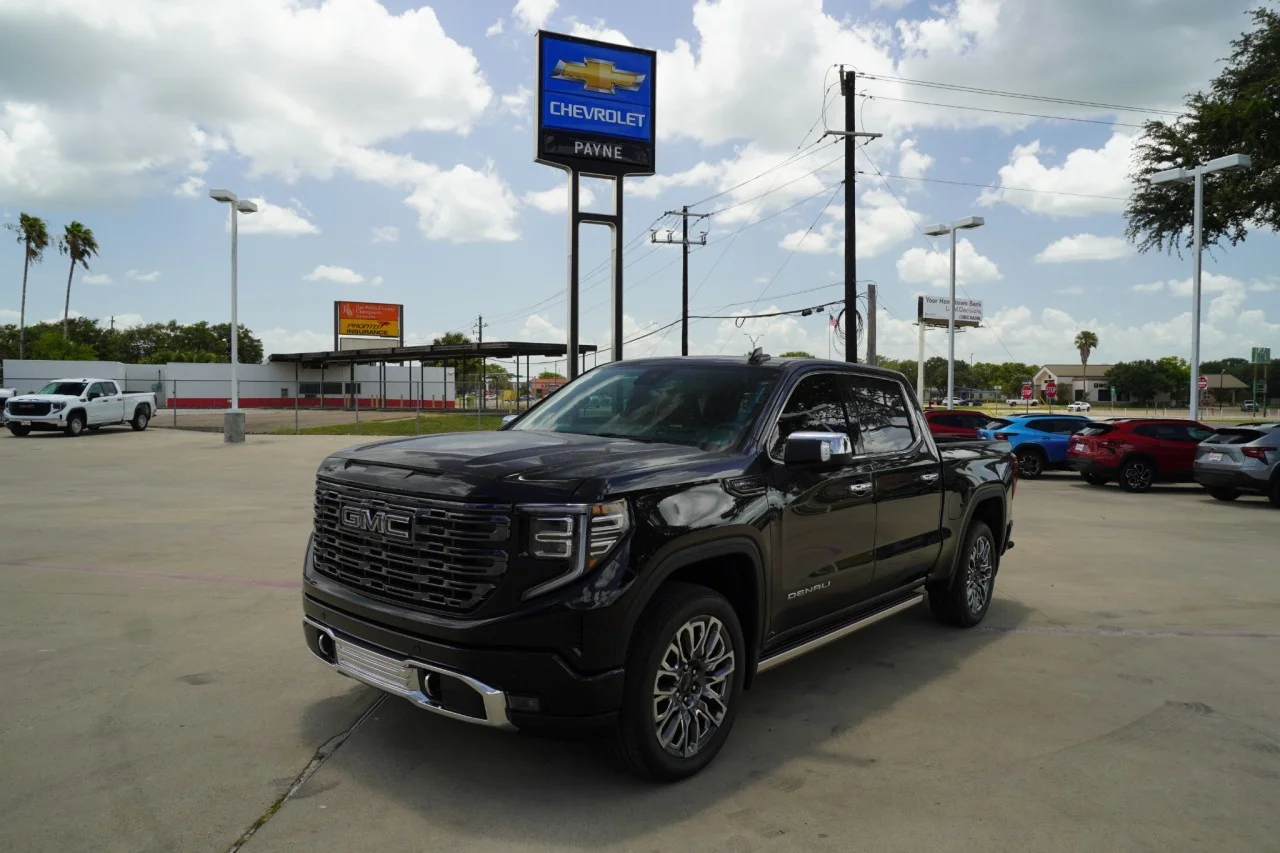 2026 GMC Sierra 1500 Denali Ultimate - Photo 1