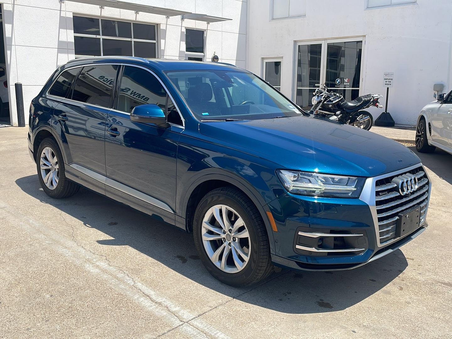 Used 2019 Galaxy Blue Metallic Audi Premium Plus image 3