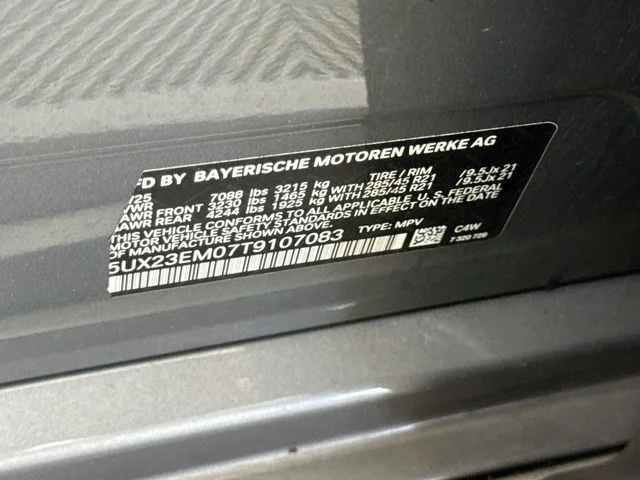 Used 2026 Gray BMW xDrive40i image 34