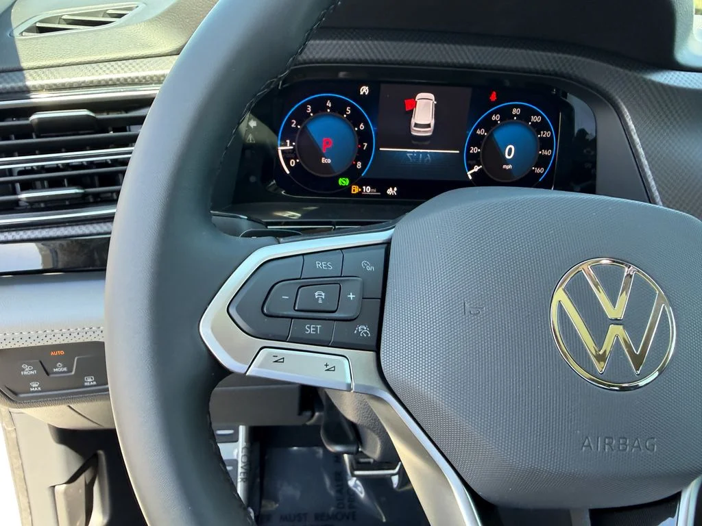 New 2026 Opal White Pearl Volkswagen 2.0T Peak Edition image 20
