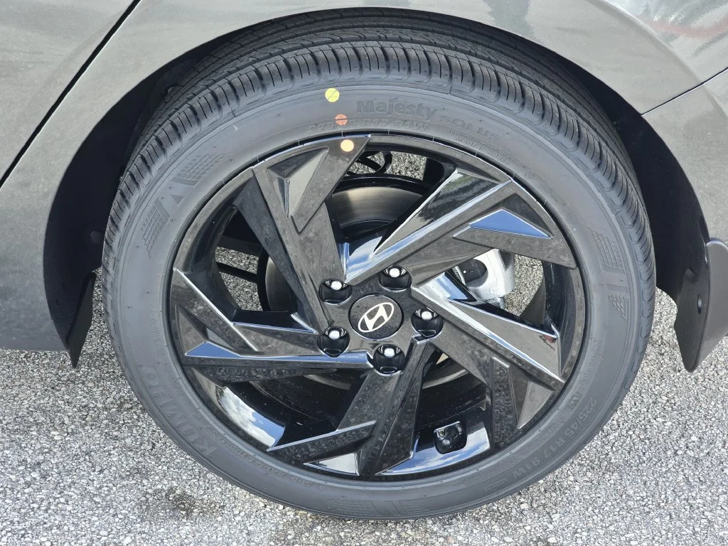 New 2026 Gray Hyundai SEL Sport image 5