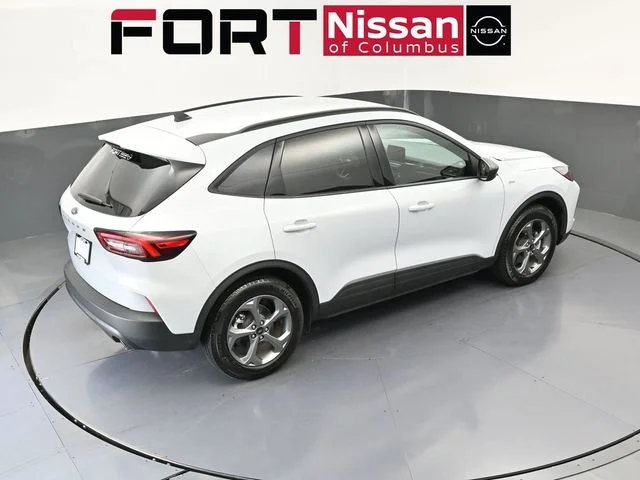 2025 Ford Escape ST-Line | CarEdge | CarEdge