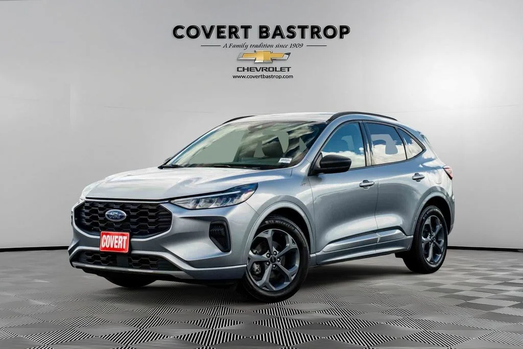 Used 2023 Silver Ford ST-Line image 1