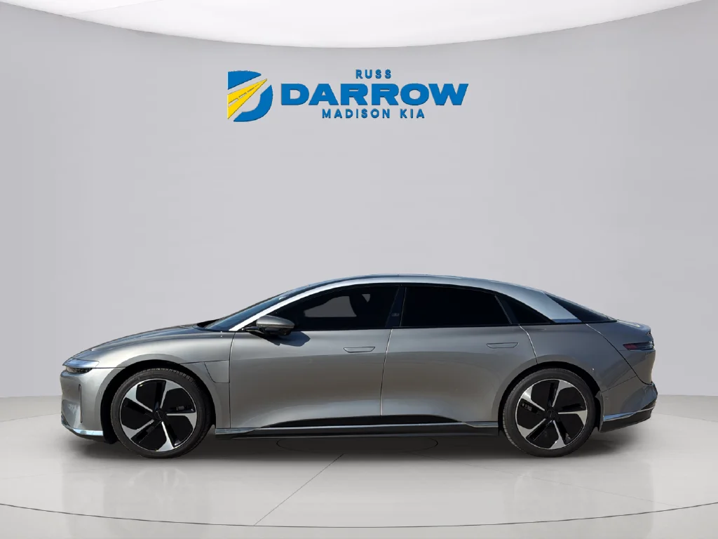 Used 2023 Silver Lucid Touring image 2
