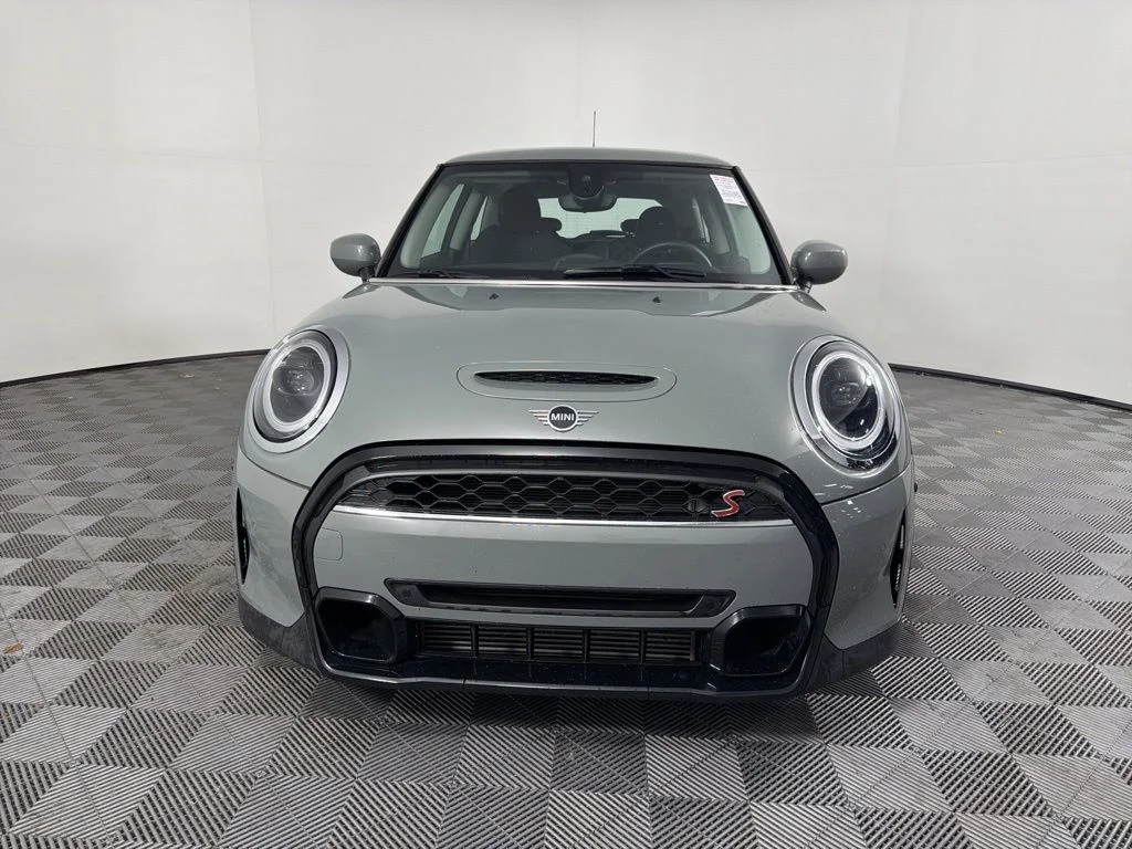 Used 2023 Gray MINI Signature image 2