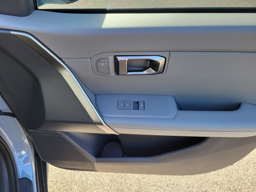 New 2027 Pale Gray Kia EX image 10